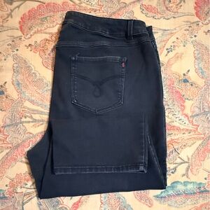 d. jeans Women’s Black Washed Zippered Capri Jeans Size 20W